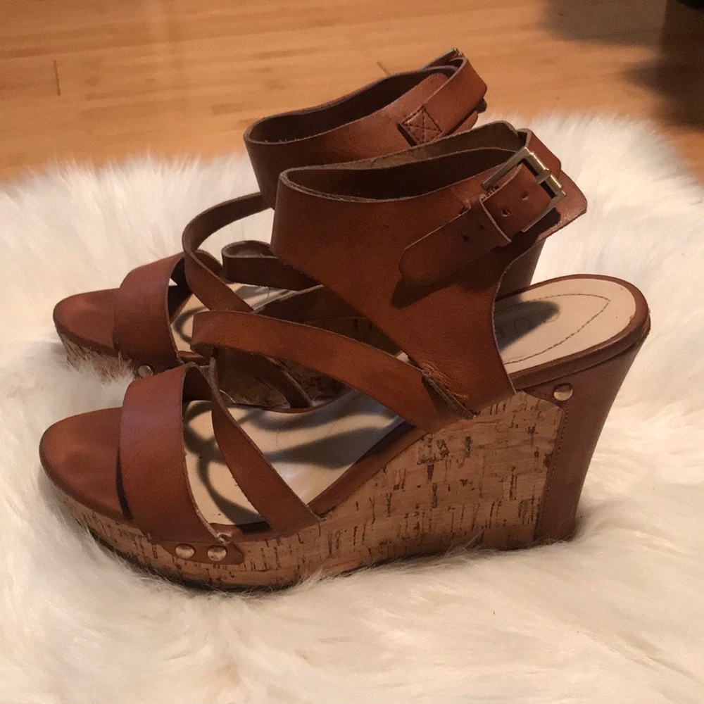 Brown Wedges